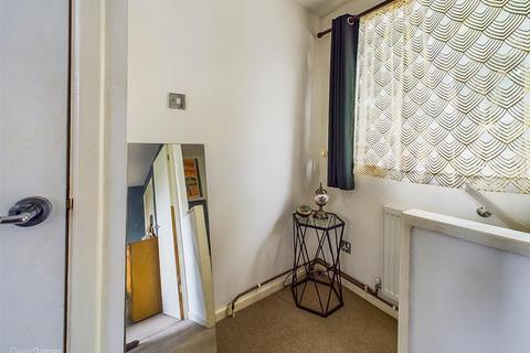 14 Gosforth Court, Nottingham, NG2 2JJ