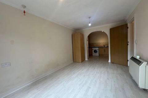 1 bedroom flat for sale, Windsor Close HA6