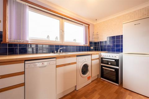 2 bedroom flat for sale, Muirton Place, Perth