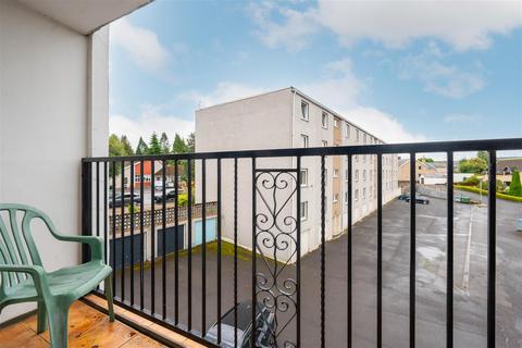 2 bedroom flat for sale, Muirton Place, Perth