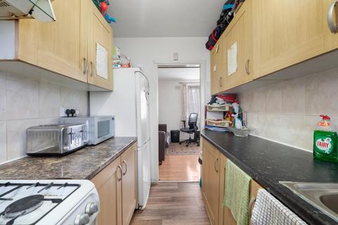 1 bedroom apartment for sale, Dumont Road, London, N16