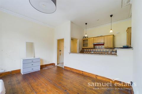 1 bedroom flat for sale, Gleneagle Road, Streatham, London, SW16