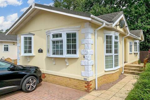 2 bedroom park home for sale, London Road, Buckland, Faversham, Kent