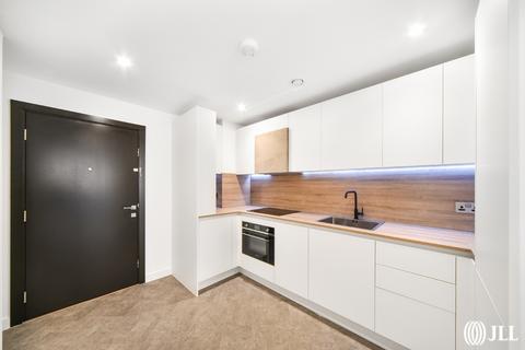 Studio to rent, Gillender Street Three Waters E3