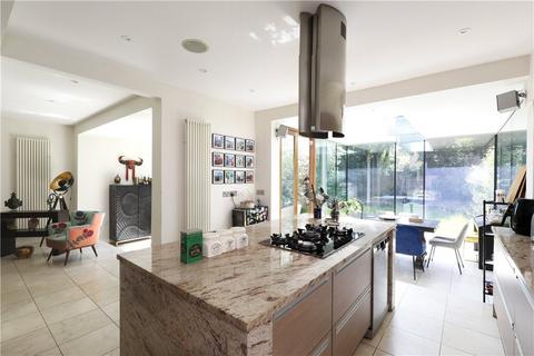 15 Ridgway Place, London, SW19 4EW