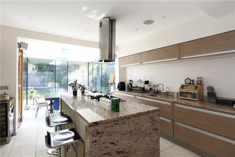 15 Ridgway Place, London, SW19 4EW