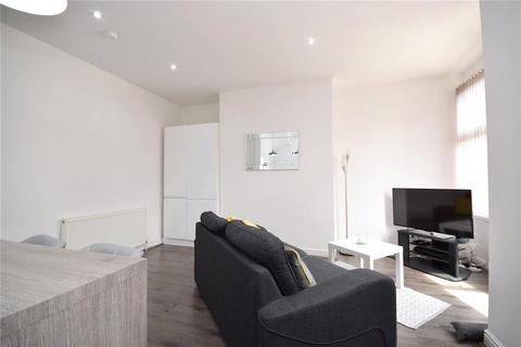 3 bedroom terraced house for sale, Woodside Place, Burley, Leeds