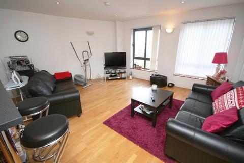 2 bedroom apartment to rent, Lake House, Ellesmere Street, Manchester M15