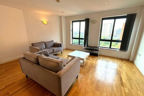 2 bedroom apartment to rent, Lake House, Ellesmere Street, Manchester M15