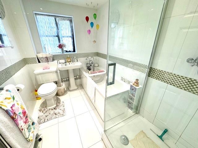 Modern bathroom