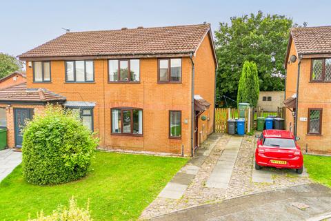 3 bedroom semi-detached house for sale, Montrose Close, Fearnhead, WA2