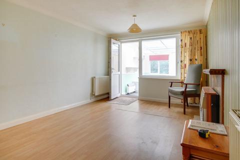 2 bedroom semi-detached house for sale, St Andrews Close, Margate, CT9