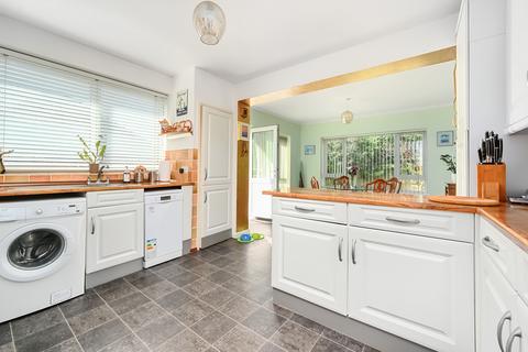 5 Ardingly Road, Saltdean, Brighton, BN2 8EG