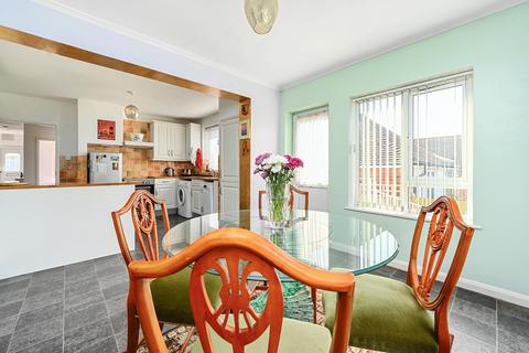 5 Ardingly Road, Saltdean, Brighton, BN2 8EG