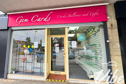 Shop to rent, Strood, Kent ME2