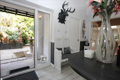 The Cottage Hazel Grove, Hindhead, GU26 6BJ
