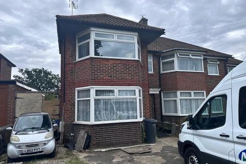 4 bedroom semi-detached house for sale, Edgware HA8