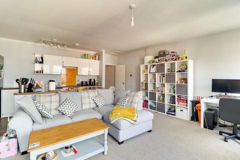 2 bedroom flat for sale, Kent Road, Southsea