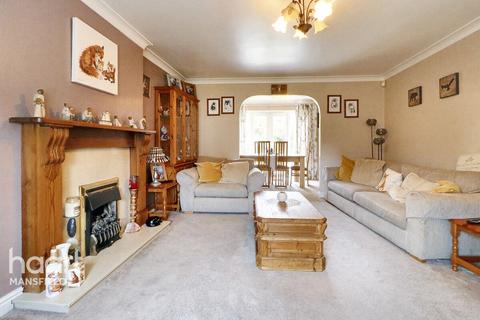 4 bedroom detached house for sale, Rushpool Close, Mansfield