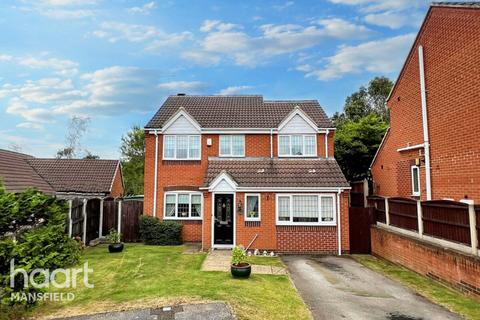 4 bedroom detached house for sale, Rushpool Close, Mansfield