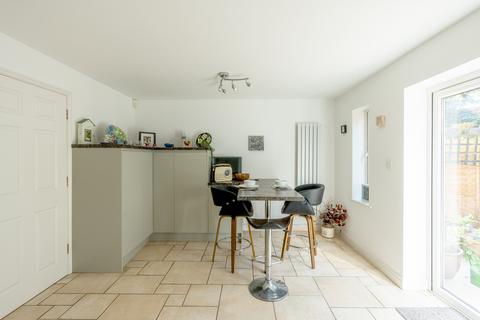 37 Kings Drive, Stoke Gifford, Bristol, BS34 8RD