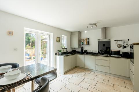 37 Kings Drive, Stoke Gifford, Bristol, BS34 8RD