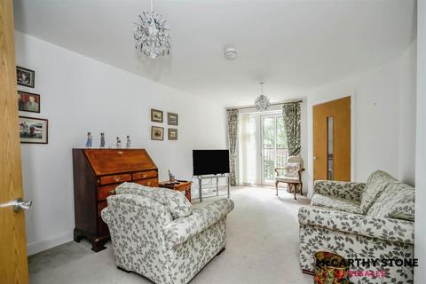 2 bedroom apartment for sale, Woburn Street, Ampthill, Bedford