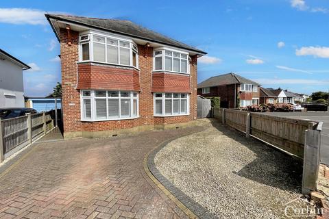 3 bedroom detached house for sale, Kingswell Road