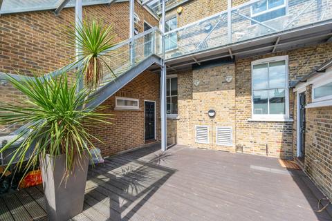 2 bedroom flat for sale, Battersea Rise, Battersea, London, SW11