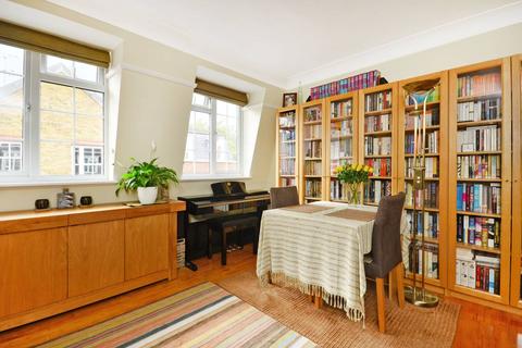 2 bedroom flat for sale, Clarence Street, Richmond, TW9