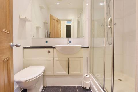 20/8 Lower Granton Road, Edinburgh, EH5 3RT