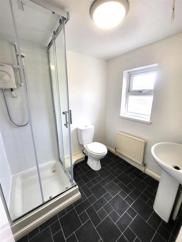 Shower Room With W.C