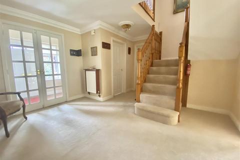 5 bedroom detached house for sale, 9 Cavendish Close, Bicton Heath, Shrewsbury, SY3 5PG