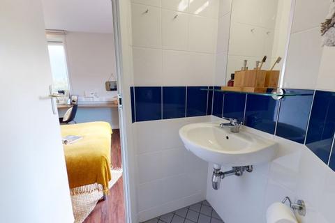 1 bedroom in a flat share to rent, Gold En Suite at Tufnell House, Huddleston Road N7