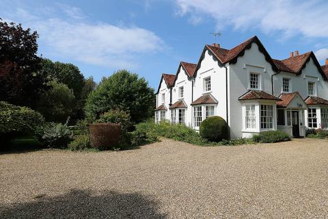 5 bedroom country house for sale, Edge of Pangbourne, Sulham lane, Sulham