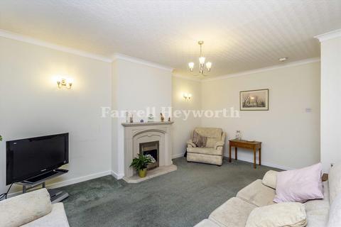 2 bedroom bungalow for sale, Lancaster Road, Morecambe LA4