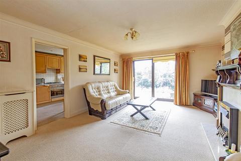 2 bedroom apartment for sale, Calver Road