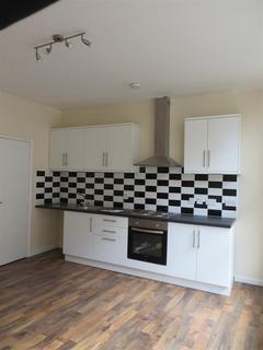 1 bedroom flat to rent, Crown Street, Halifax