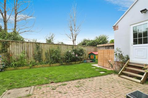 3 bedroom link detached house for sale, Woolbarn Lawn, Barnstaple