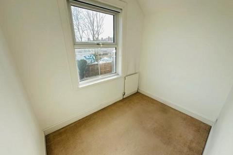 2 Coleshill Road, Sutton Coldfield, B75 7AA