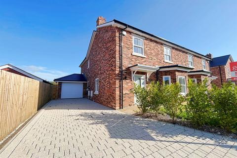 4 bedroom semi-detached house for sale, Fordingbridge