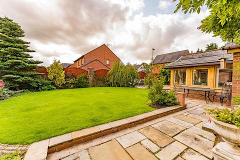 5 bedroom detached house for sale, Marsh Brook Close, Rixton, WA3