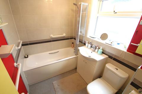 Flat 10, Larkswood Court The Avenue, London, E4 9SF