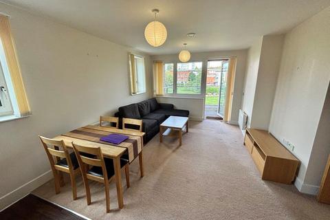 2 bedroom flat to rent, Bell Barn Rd,Birmingham,B15  2DA