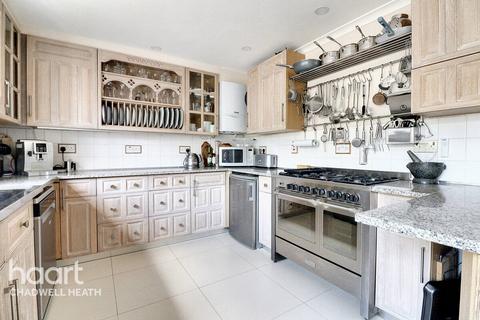 85 Jarrow Road, Romford, RM6 5RP