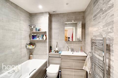 80 Davis Way, Sidcup, DA14 5JR