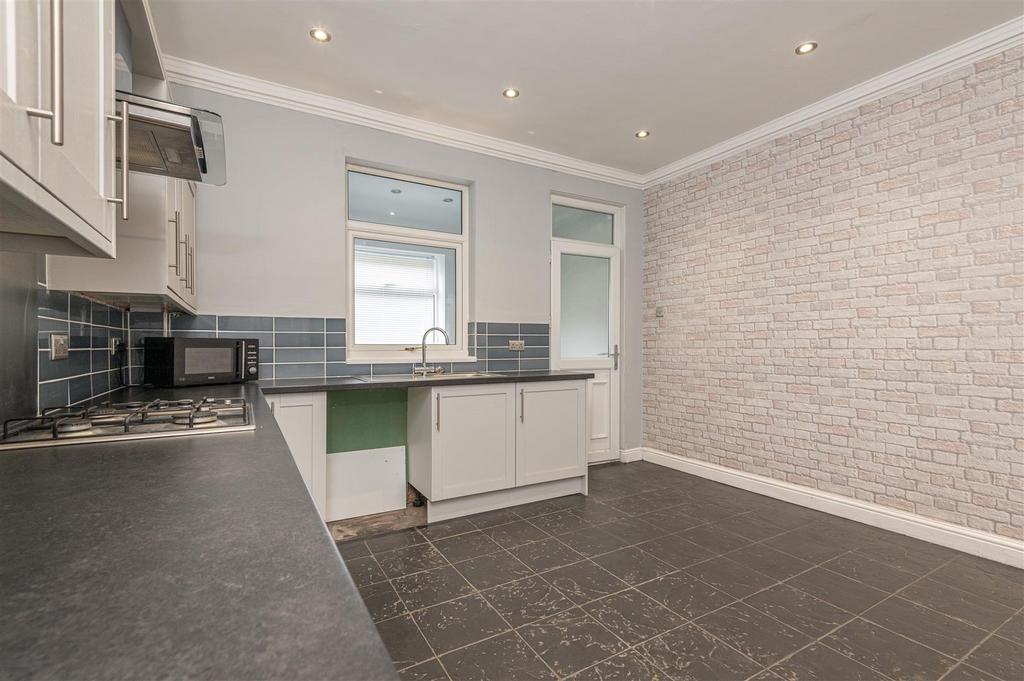 09 - 115 Summer Lane S75 2 AD.jpg