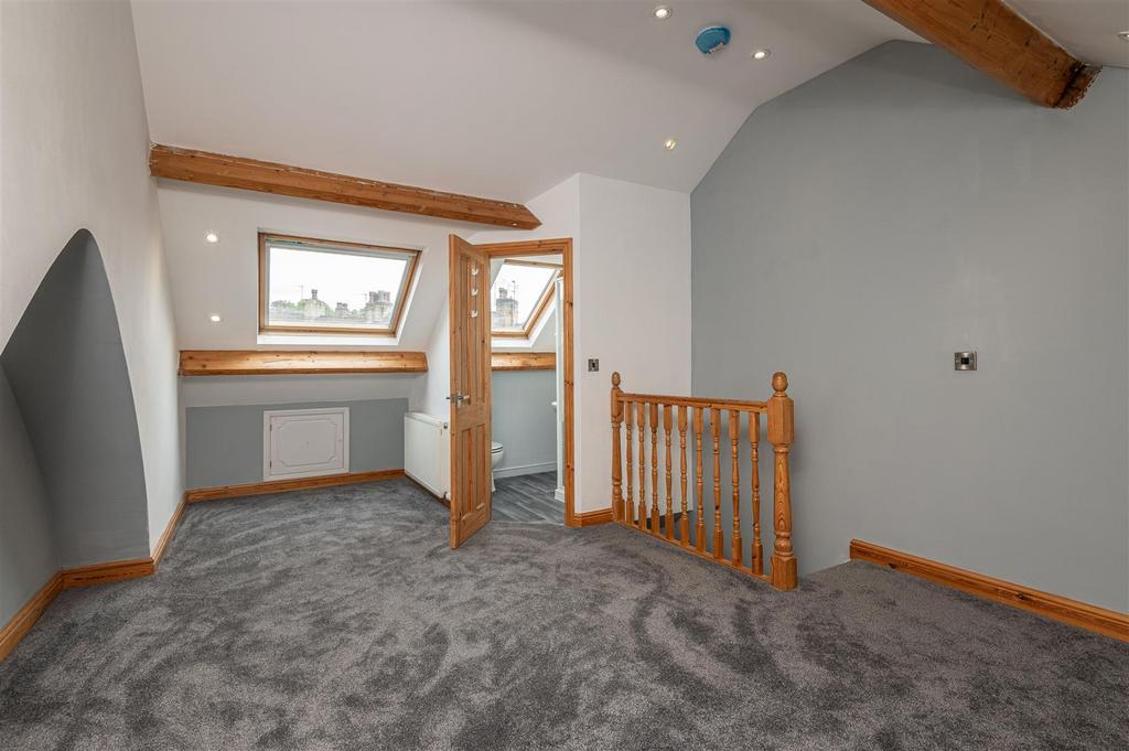 23 - 115 Summer Lane S75 2 AD.jpg
