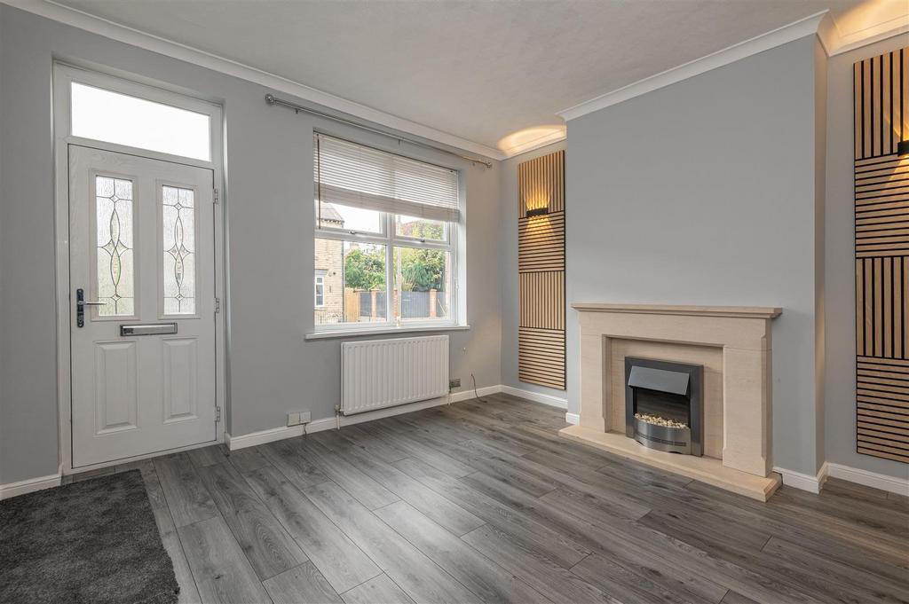 27 - 115 Summer Lane S75 2 AD.jpg