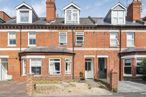 3 bedroom terraced house for sale, College Road, Reading